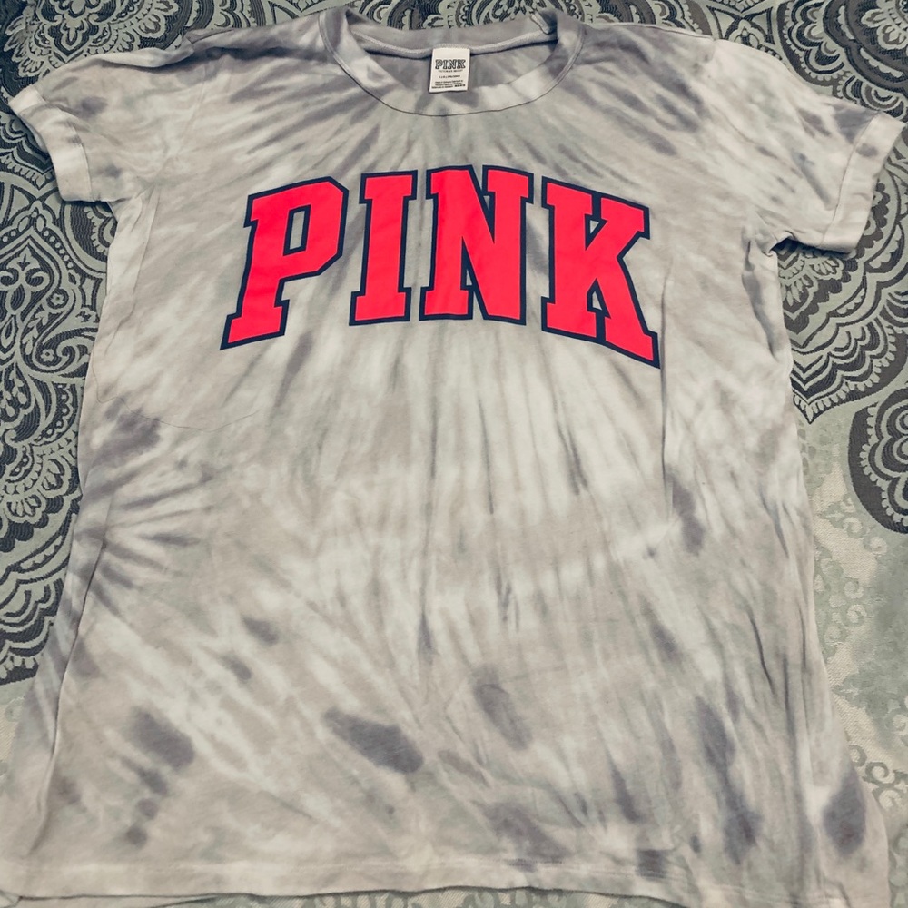 Victoria’s Secret PINK shirt LARGE